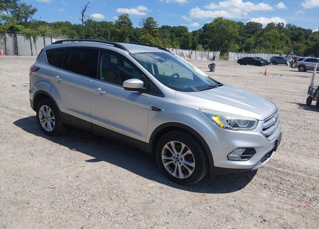 2017 FORD Escape