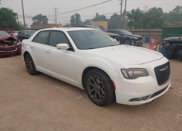 2016 CHRYSLER 300