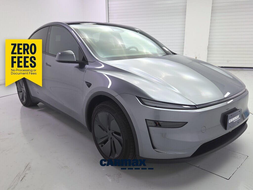 2026 TESLA Model Y