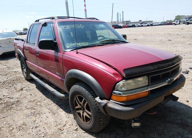 2002 CHEVROLET S-10 Pickup