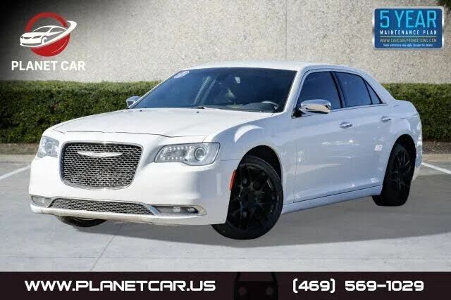 2019 CHRYSLER 300