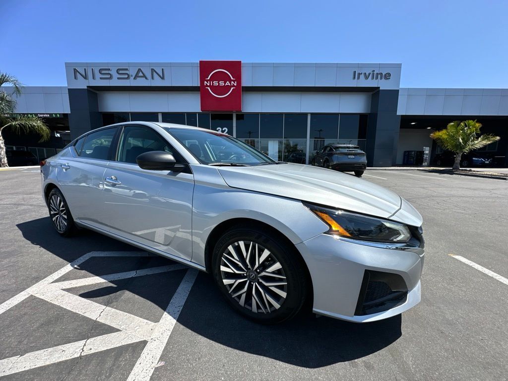 2025 NISSAN Altima