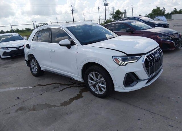 2024 AUDI Q3