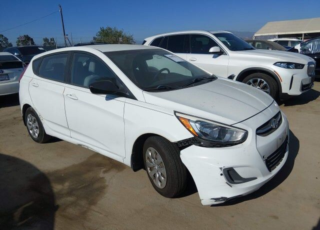 2015 HYUNDAI Accent