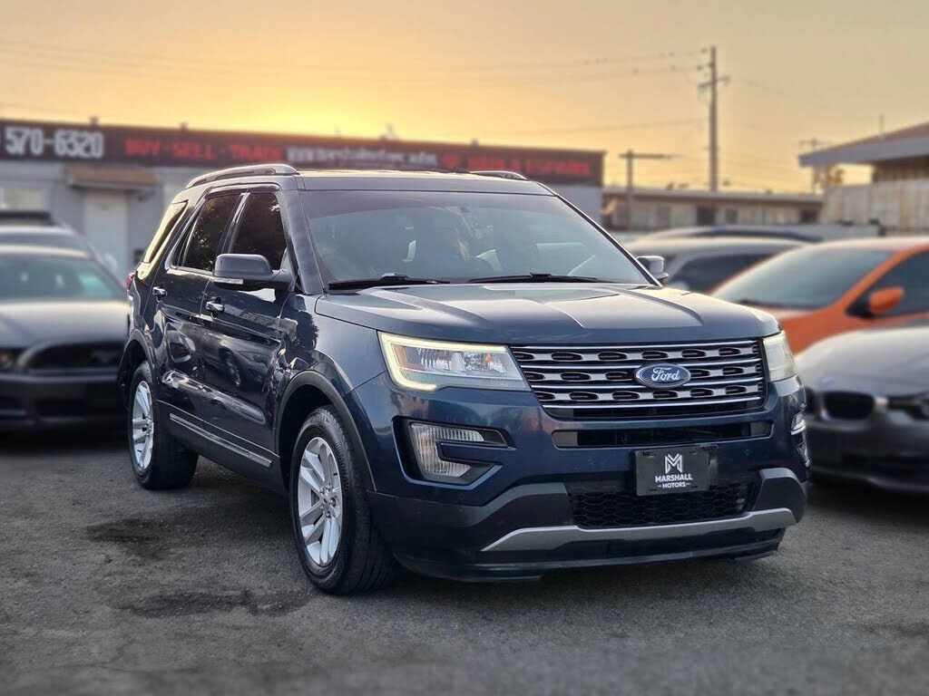 2016 FORD Explorer