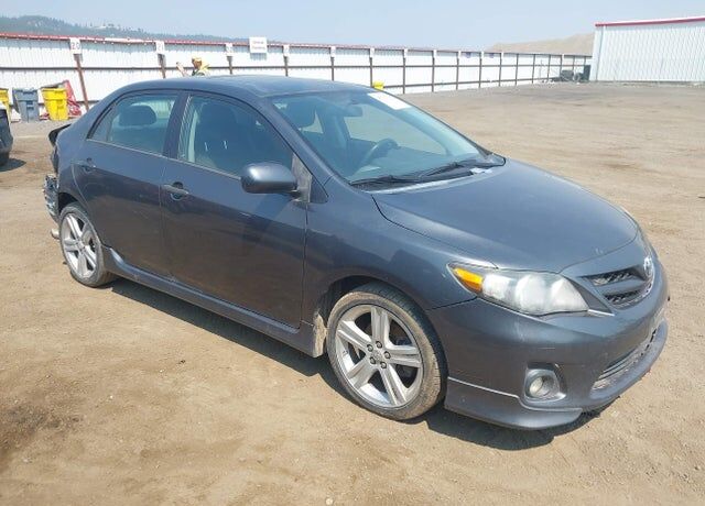 2013 TOYOTA Corolla