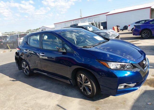 2022 NISSAN Leaf