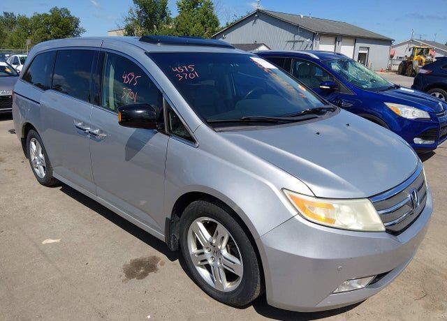 2011 HONDA Odyssey