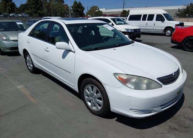 2002 TOYOTA Camry