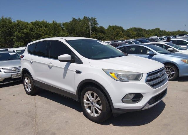 2017 FORD Escape