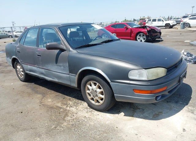 1992 TOYOTA Camry