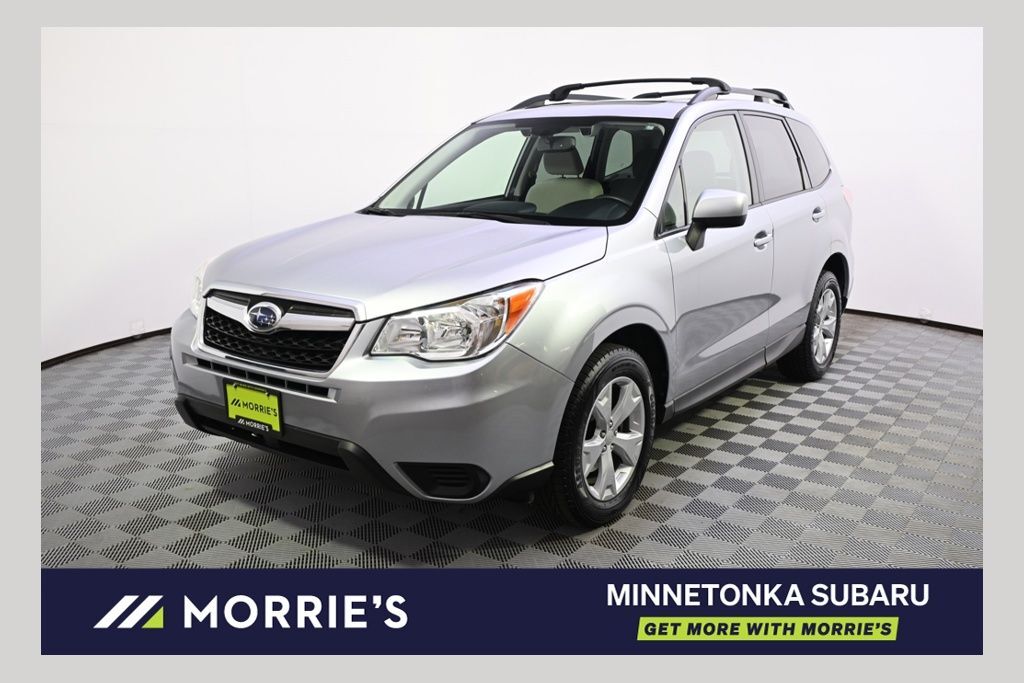 2015 SUBARU Forester