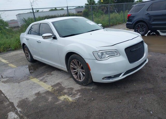 2016 CHRYSLER 300