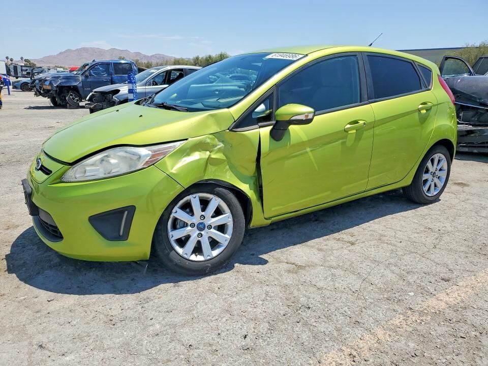2013 FORD Fiesta