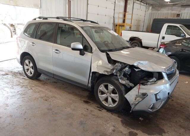 2016 SUBARU Forester