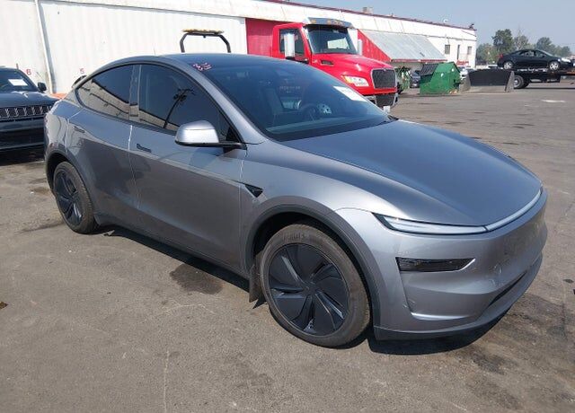 2026 TESLA Model Y