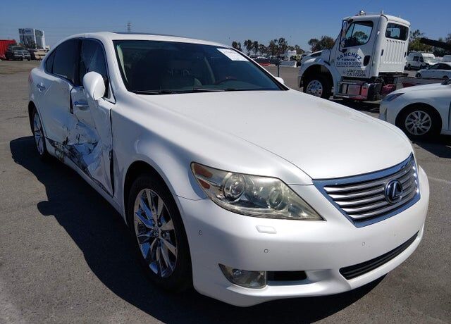 2010 LEXUS LS