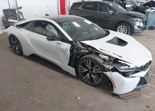 2015 BMW i8