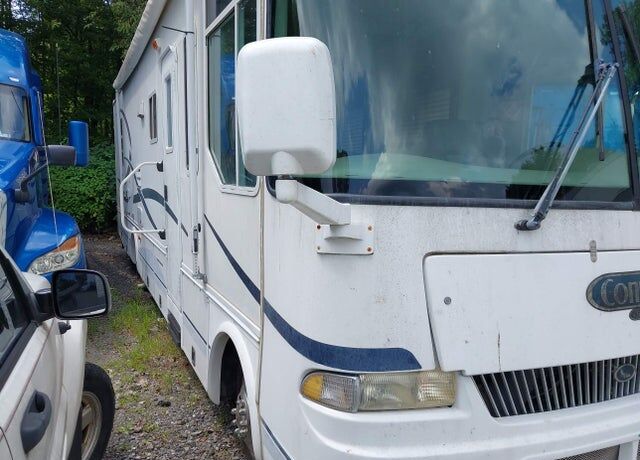 2002 WORKHORSE P32
