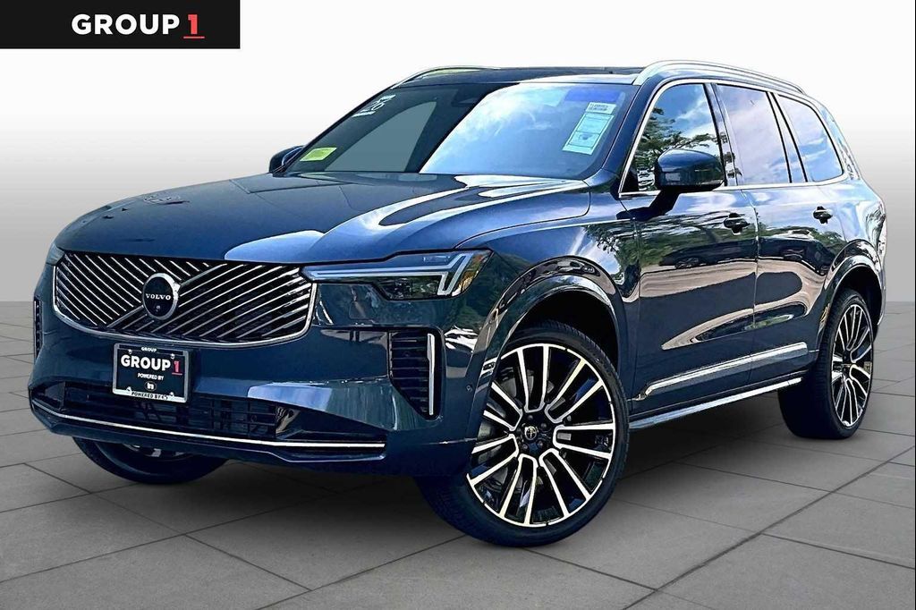 2026 VOLVO XC90