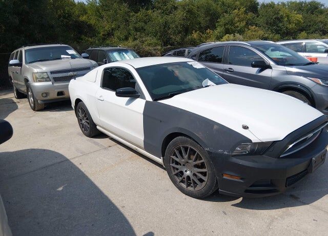 2014 FORD Mustang