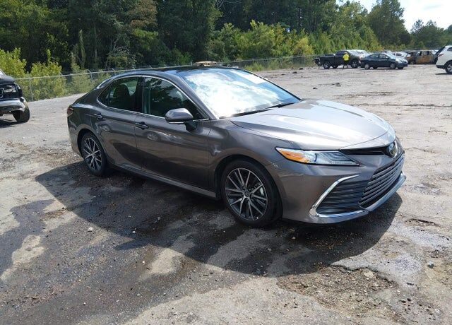 2023 TOYOTA Camry