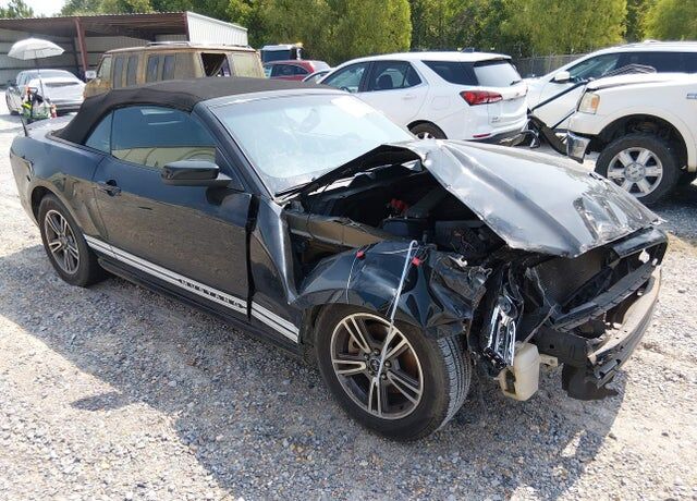 2013 FORD Mustang