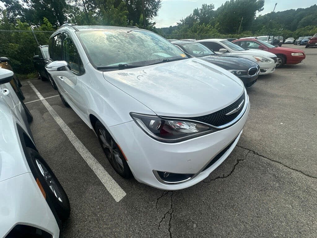 2018 CHRYSLER Pacifica