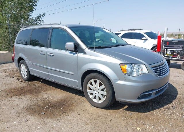 2014 CHRYSLER Town and Country