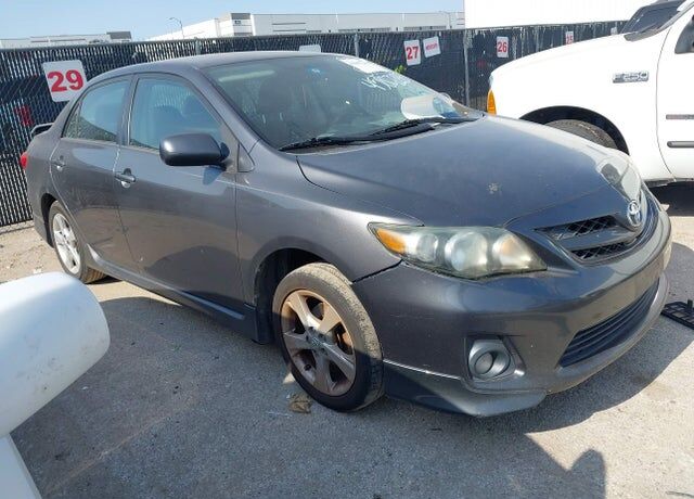 2013 TOYOTA Corolla