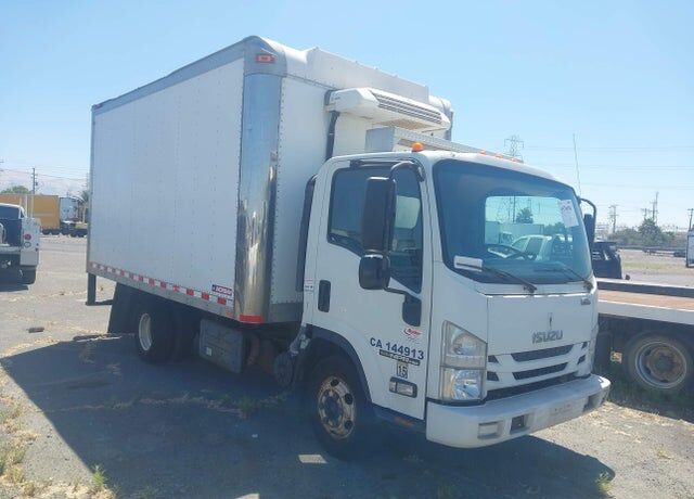 2016 ISUZU NPR-HD