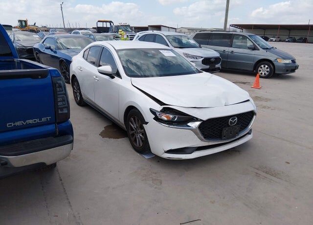 2021 MAZDA Mazda3