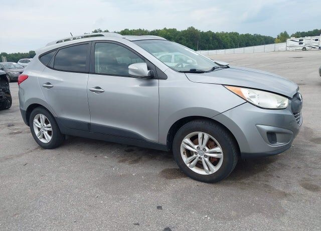 2012 HYUNDAI Tucson