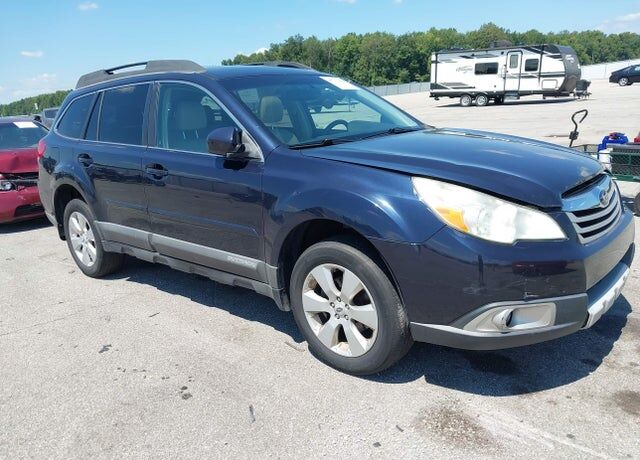 2012 SUBARU Outback
