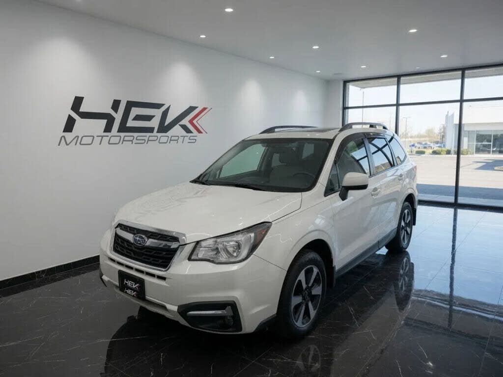 2018 SUBARU Forester