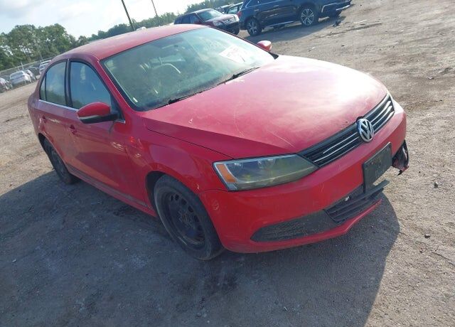 2013 VOLKSWAGEN Jetta