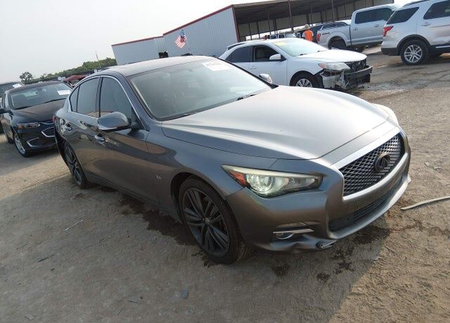2016 INFINITI Q50