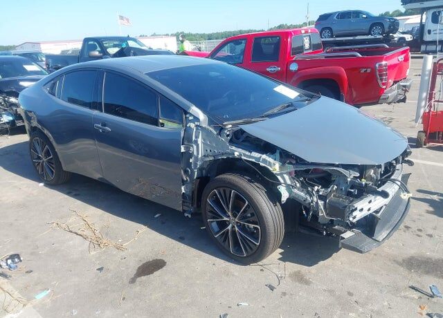 2024 TOYOTA PRIUS