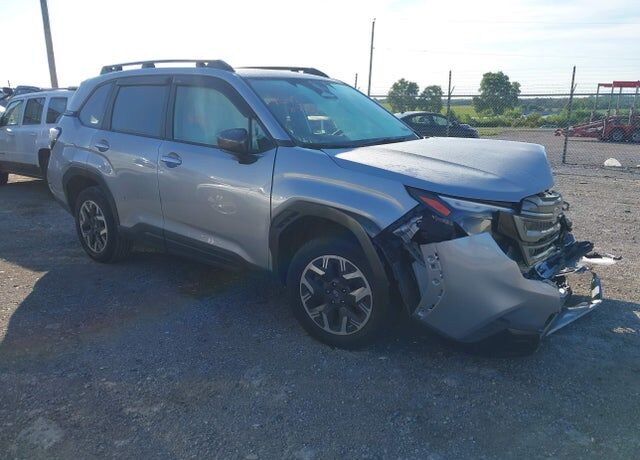 2025 SUBARU Forester