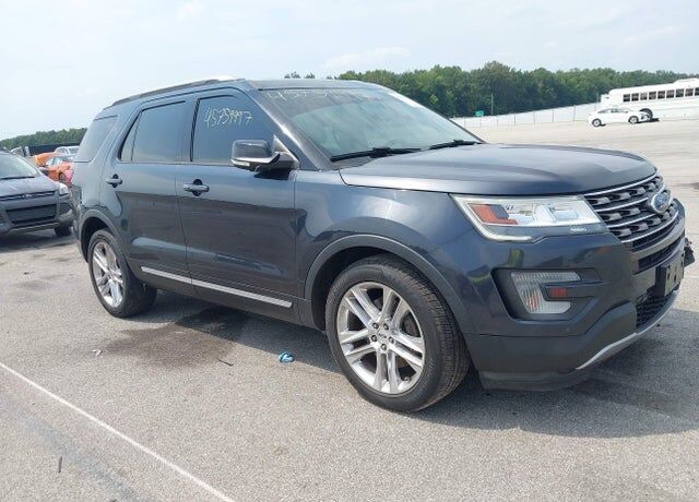 2017 FORD Explorer