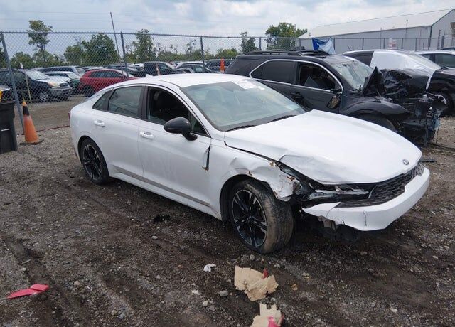 2021 KIA K5