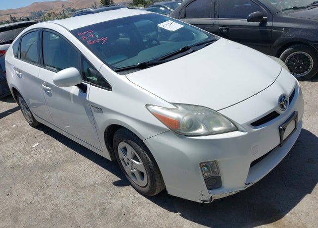 2011 TOYOTA PRIUS