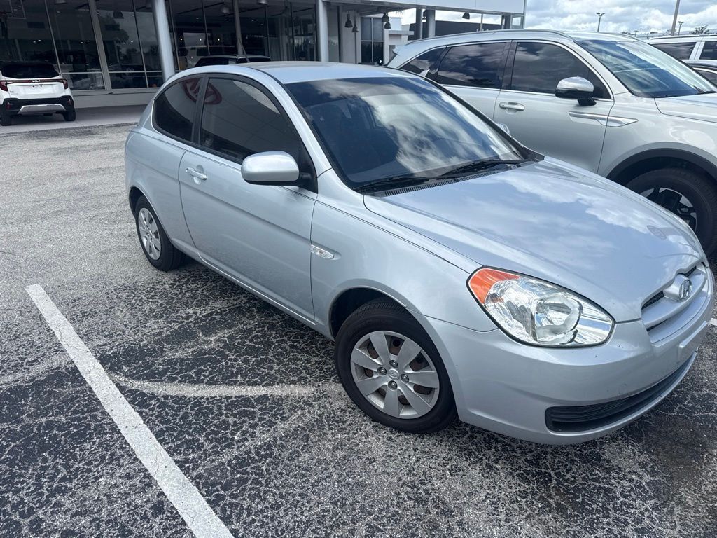 2011 HYUNDAI Accent