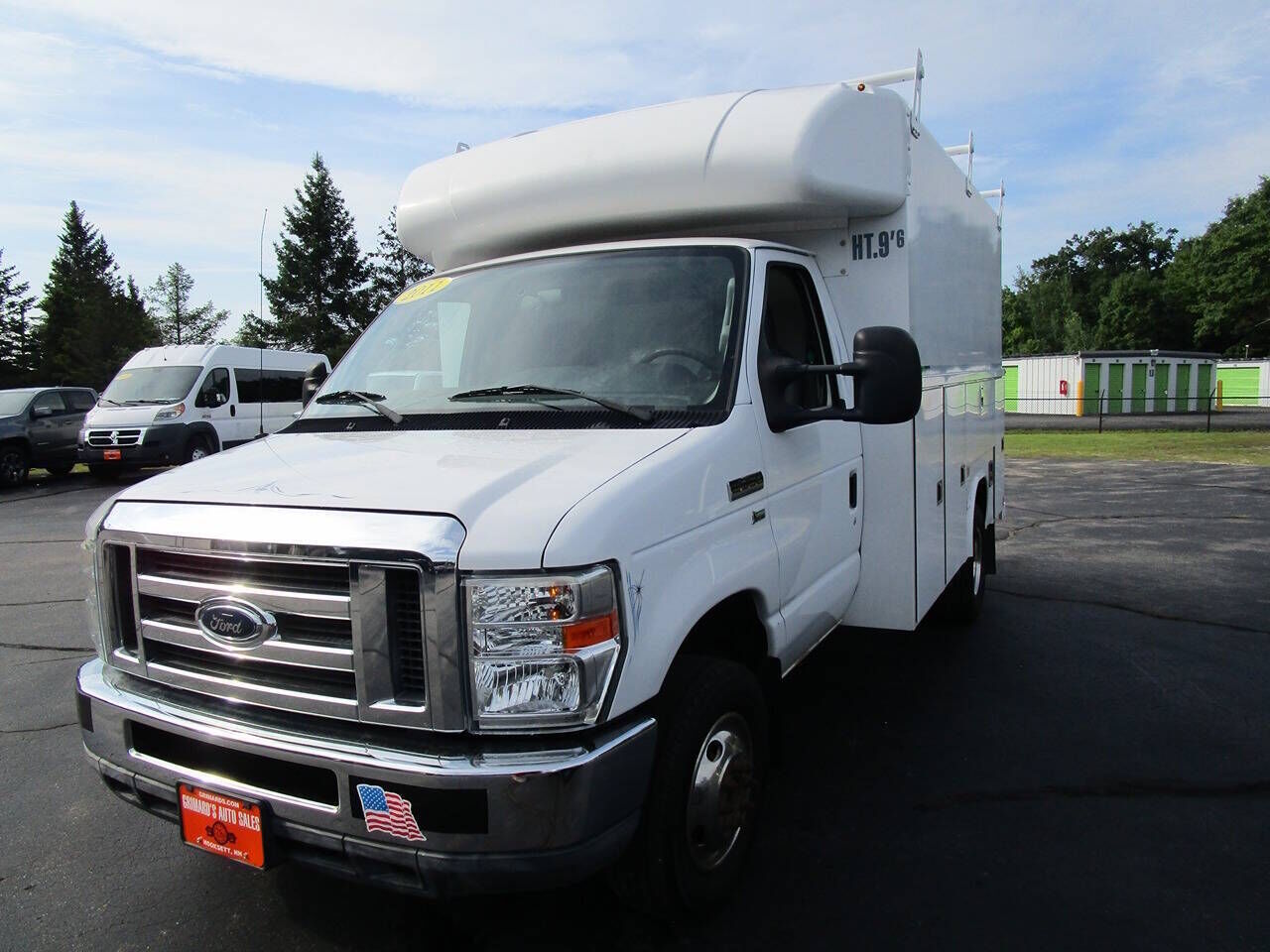 2011 FORD E-350