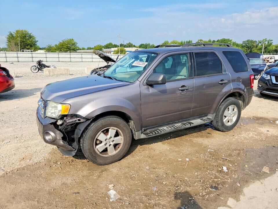 2011 FORD Escape