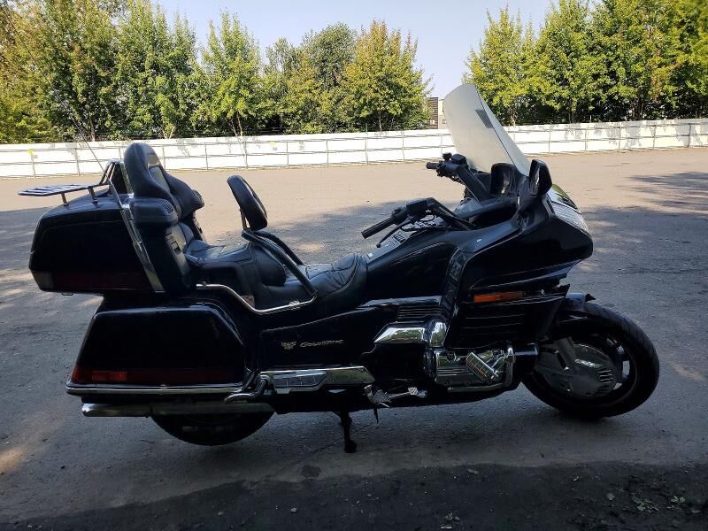 2000 HONDA GL1500A