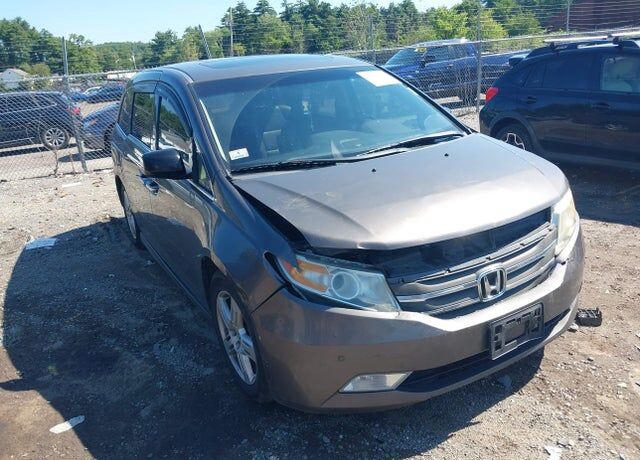 2011 HONDA Odyssey