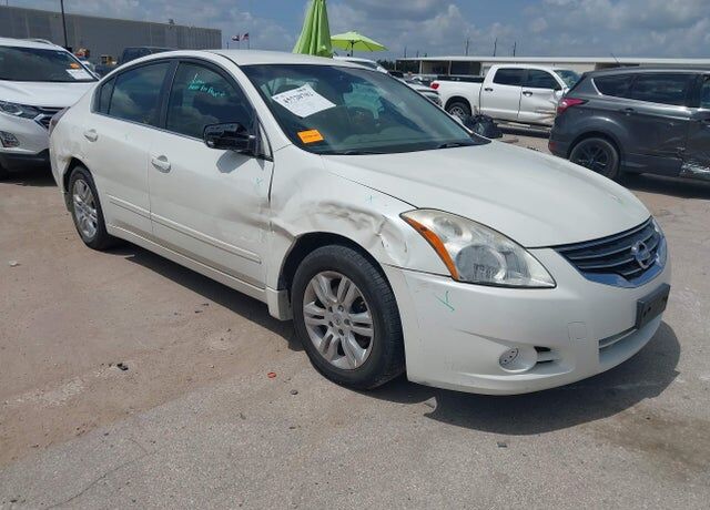 2010 NISSAN Altima