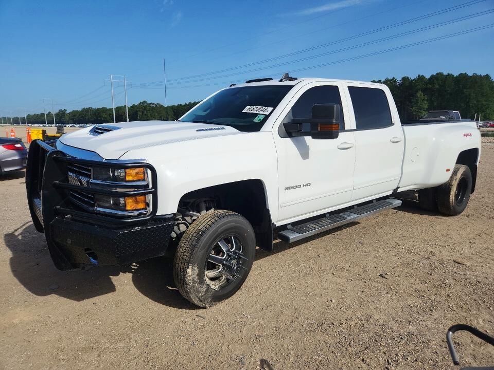 2018 CHEVROLET Silverado