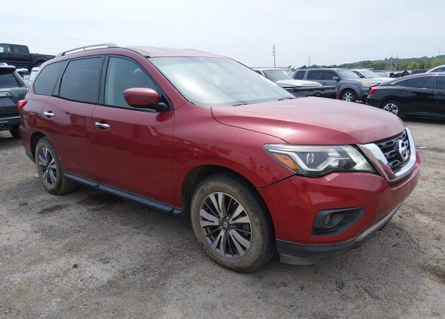 2017 NISSAN Pathfinder